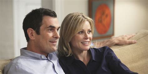 phil and claire|claire pritchett modern family.